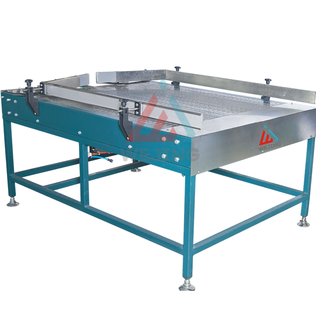 Auto Podavač plechovek Pro Linku na plněn&iacute; Aerosolů