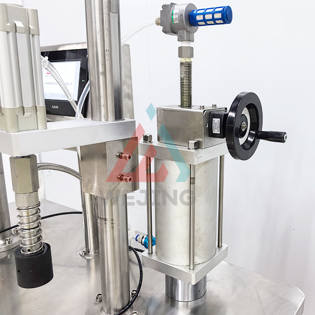 Semi Automatic Bag Kuri Valve Aerosol Gusasa Imashini Yuzuza Igurishwa 