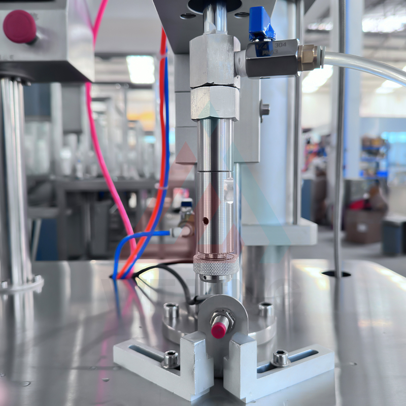 WJERZ-150 Small BOV aerosolit&ouml;lkin t&auml;ytt&ouml; ulkopuristuskone 