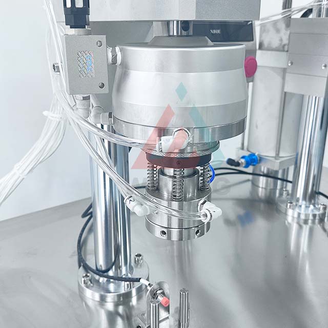 प्रेसर डिटेक्शन गेजको साथ अर्ध स्वचालित BOV एयरोसोल फिलिंग मेसिन