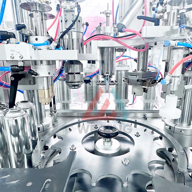 ผู้ผลิตเครื่องบรรจุละอองลอยอัตโนมัติขายตรงสำหรับผลิตภัณฑ์สเปรย์ละอองลอย