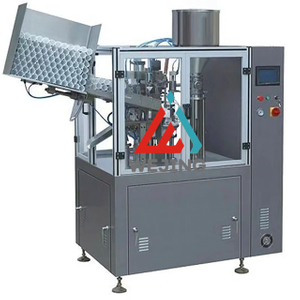 Машина за пълнене на масло за тяло Висококачествена напълно автоматична машина за пълнене и запечатване на меки туби